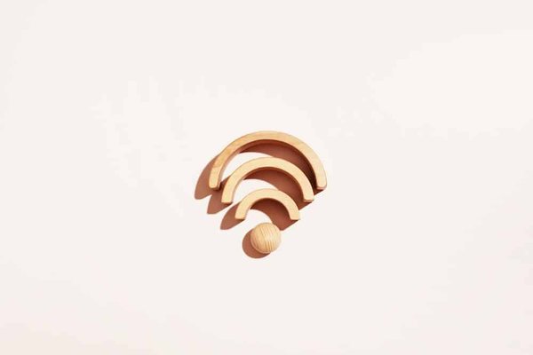 Qu'est-ce qu'un réseau Wi-Fi public et quels sont les risques ?